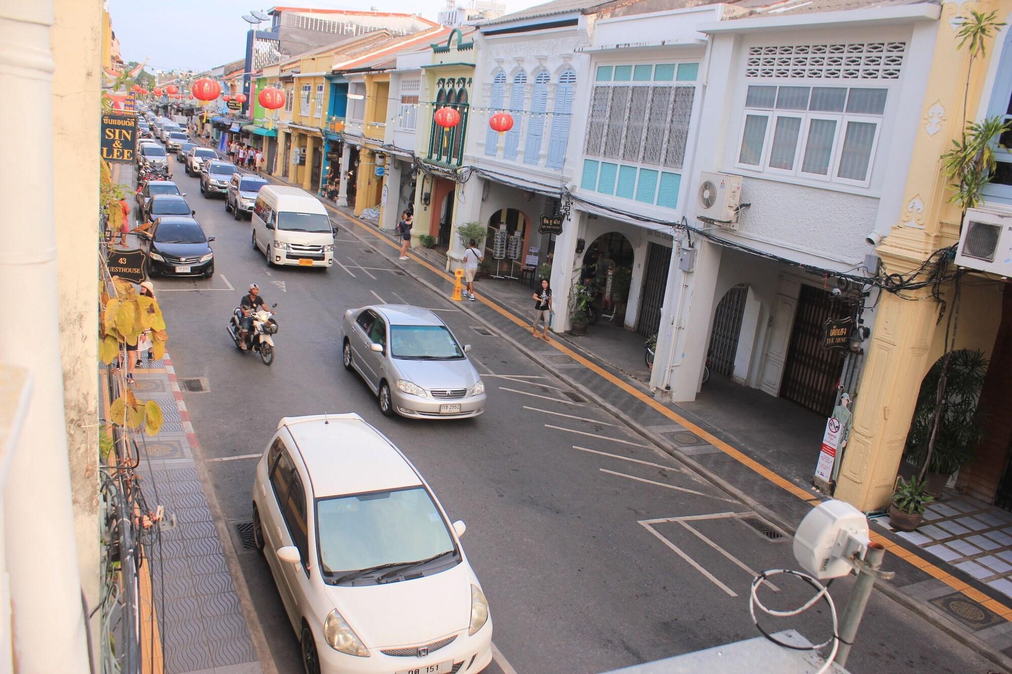 Thalang Guesthouse Phuket Exterior photo